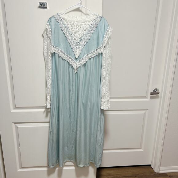 Gunne Sax Jessica McClintock Victorian Lace Button Nightgown - Picture 1 of 5